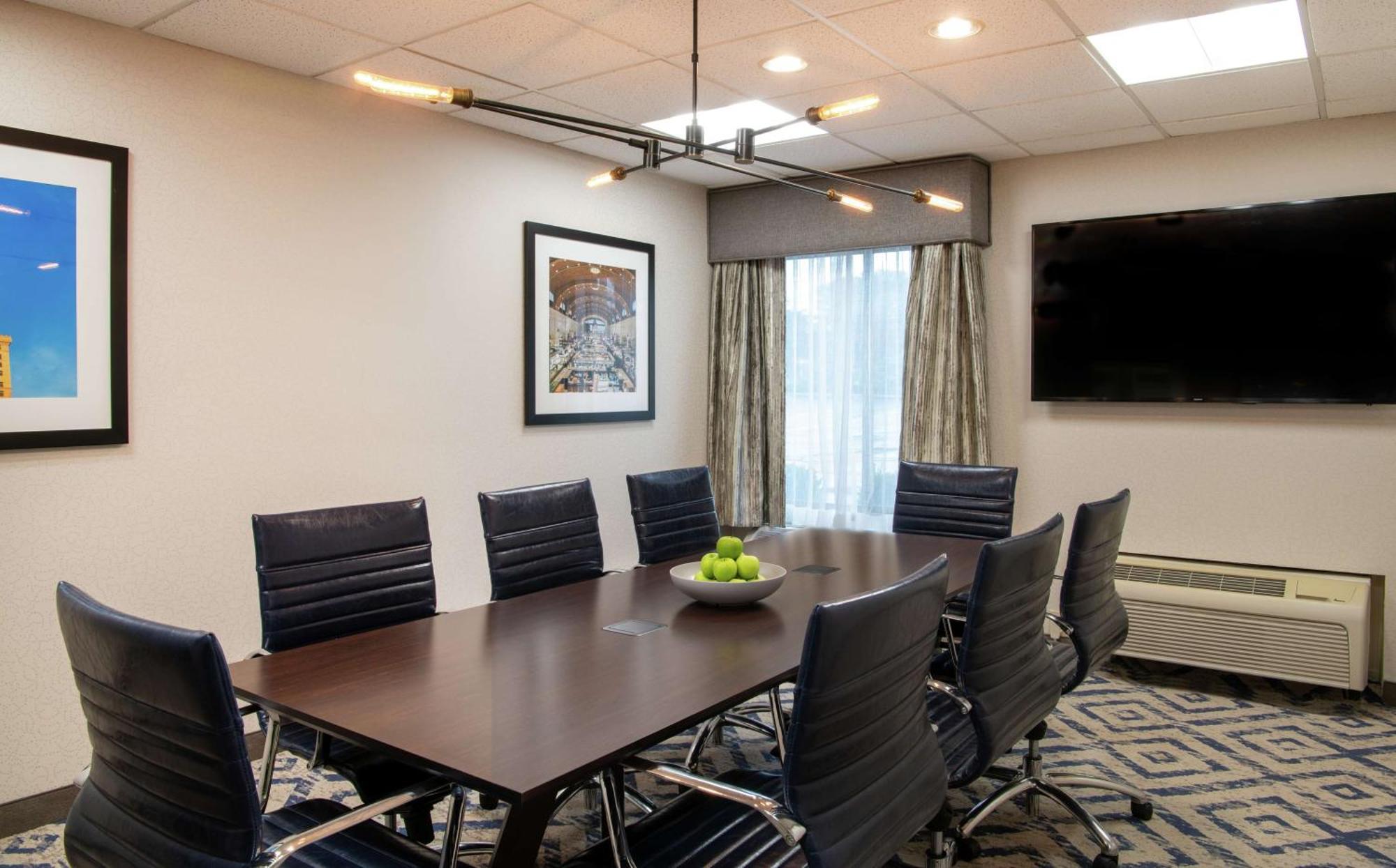 Hampton Inn Cleveland-Solon Exteriér fotografie
